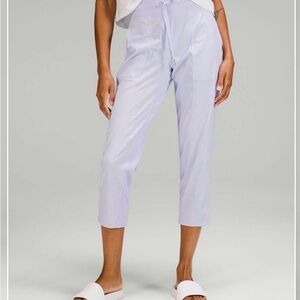 Lululemon Dance Studio Mid-Rise Crop 25"